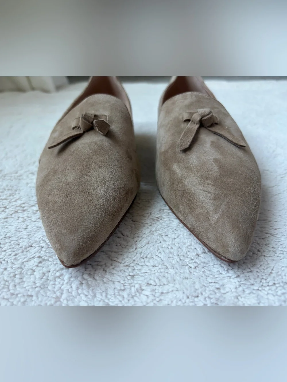 Like New Cole Haan Taupe Suede Pointed Toe Loafers with Bow Accent Women Size 10